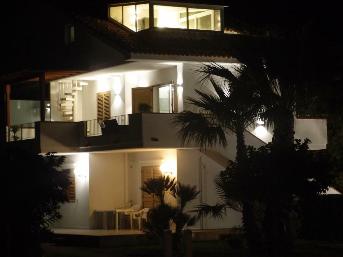 Sulle Tracce Di Montalbano Villa Ragusa Eksteriør billede