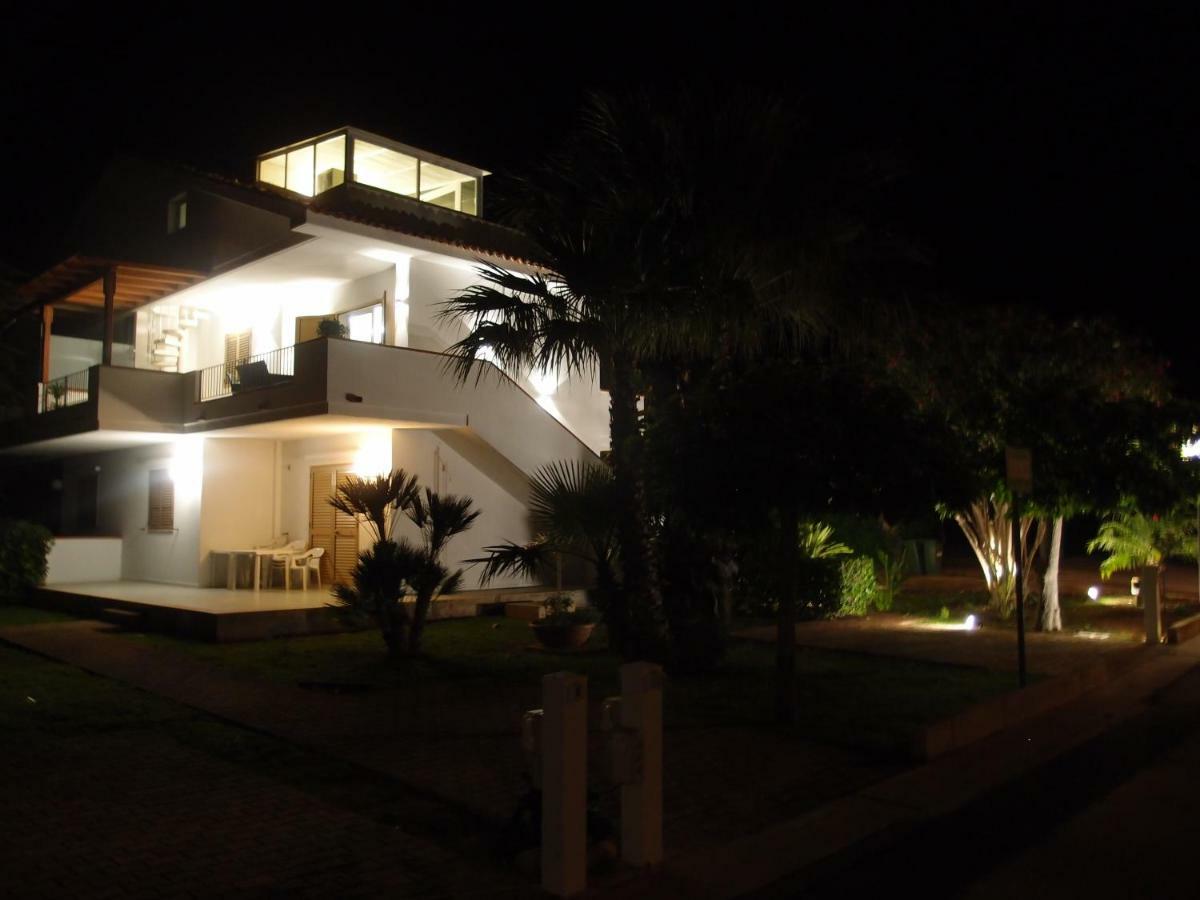 Sulle Tracce Di Montalbano Villa Ragusa Eksteriør billede